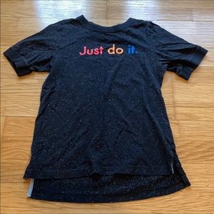 😍💪🌈 Nike speckled Tee, vintage hard to find!
